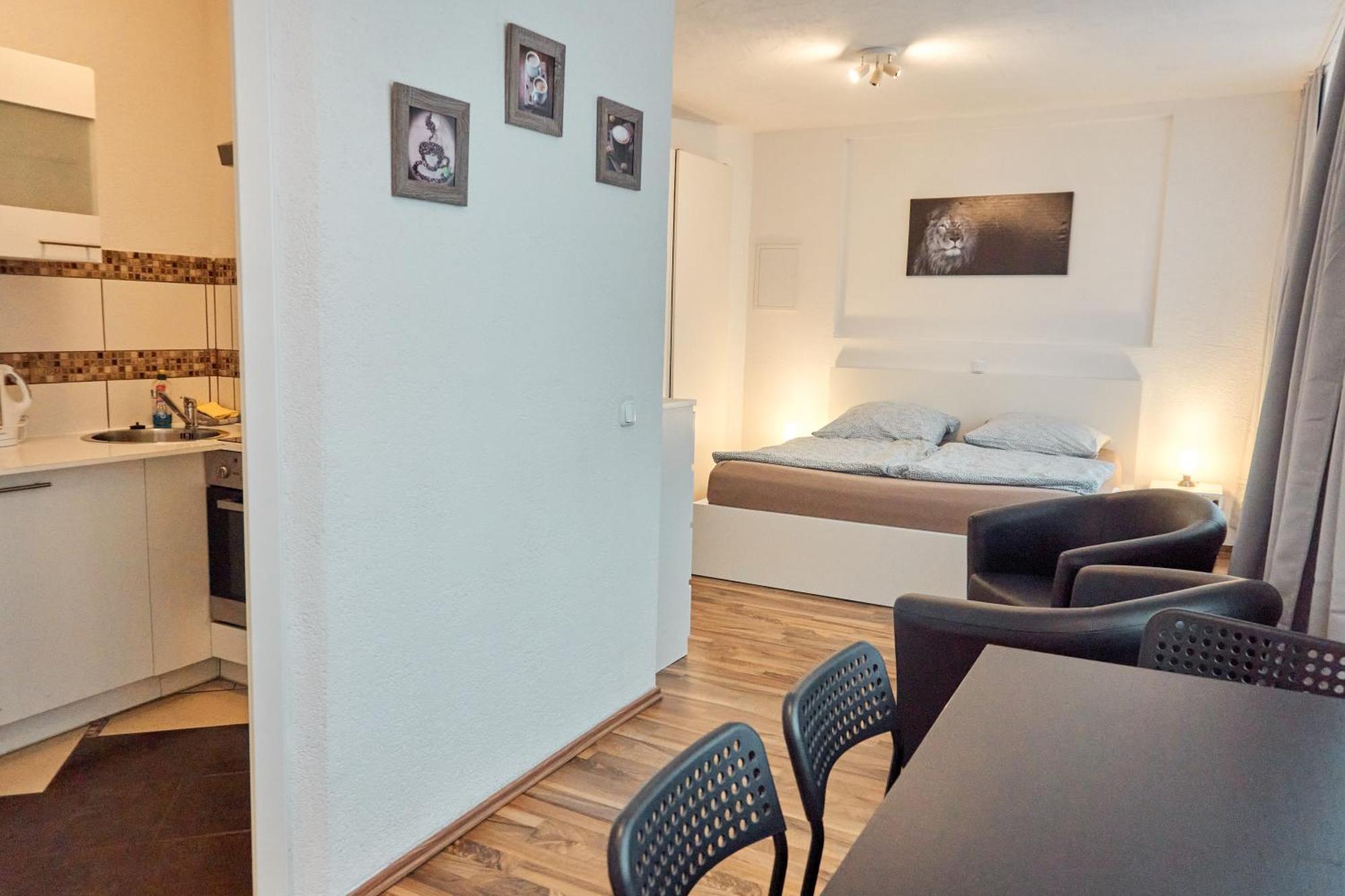 Pension Neuerbe Ерфурт Екстериор снимка
