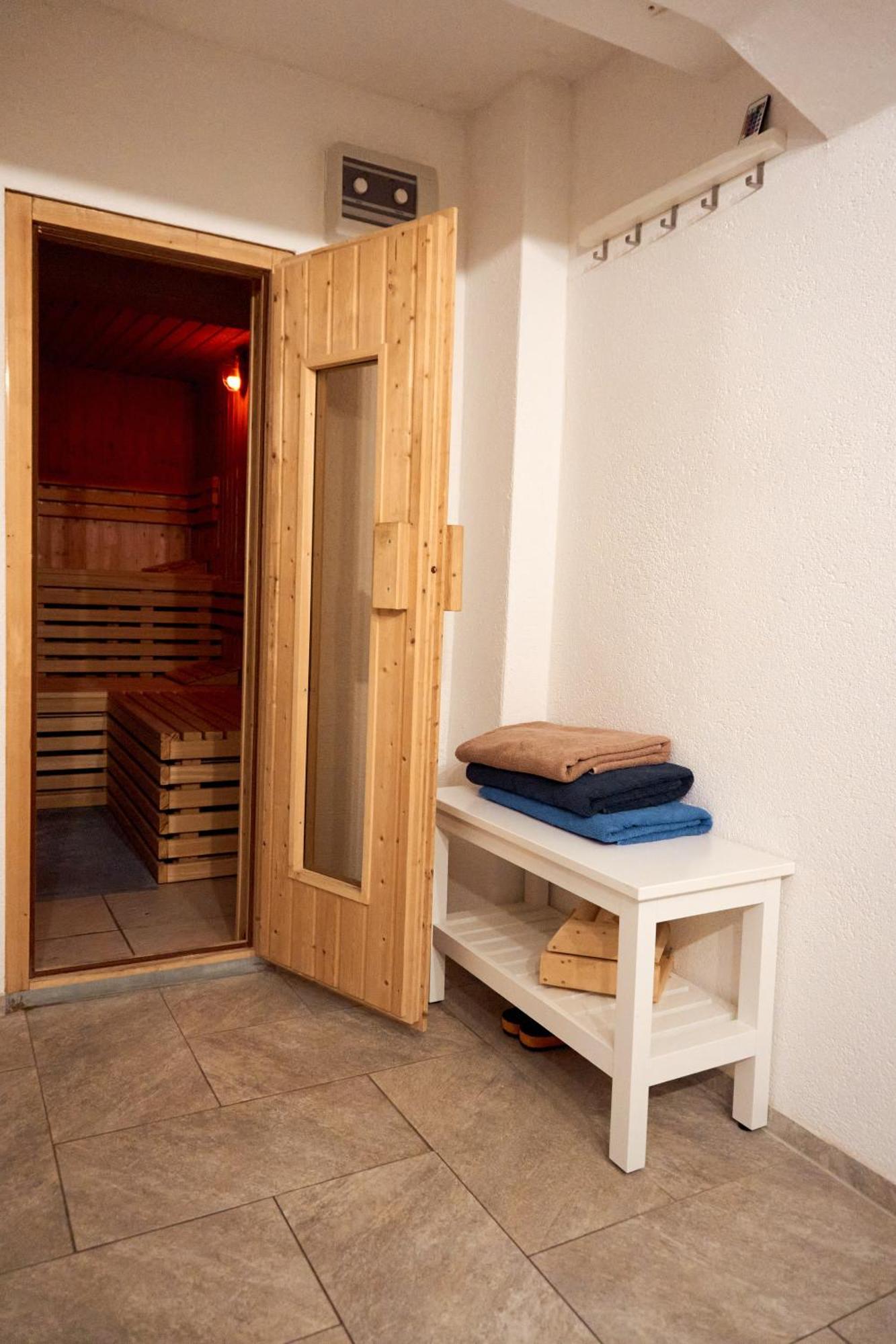 Pension Neuerbe Ерфурт Екстериор снимка