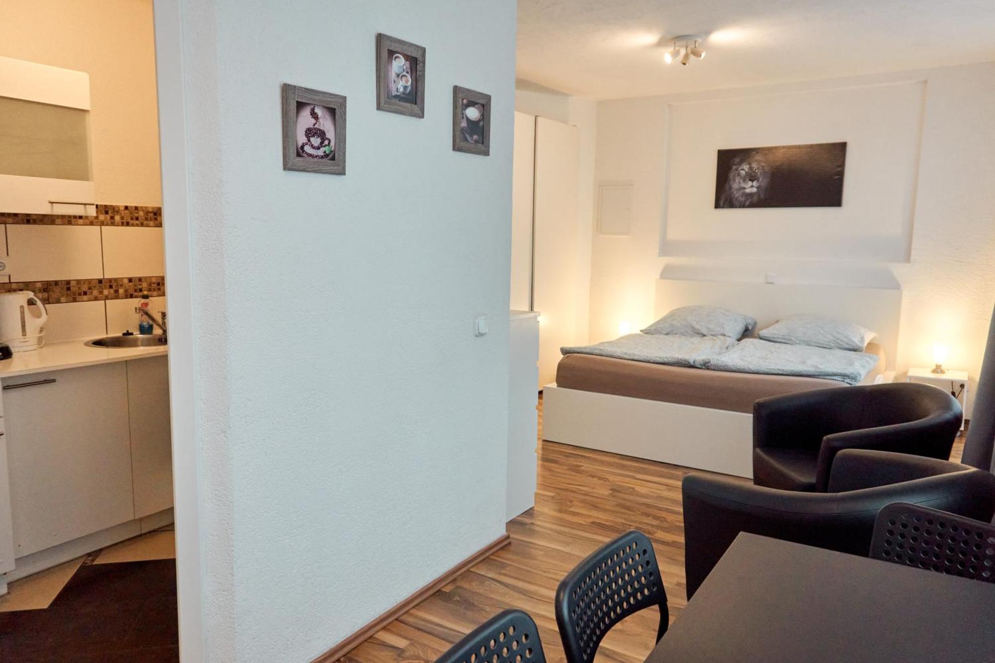 Pension Neuerbe Ерфурт Екстериор снимка