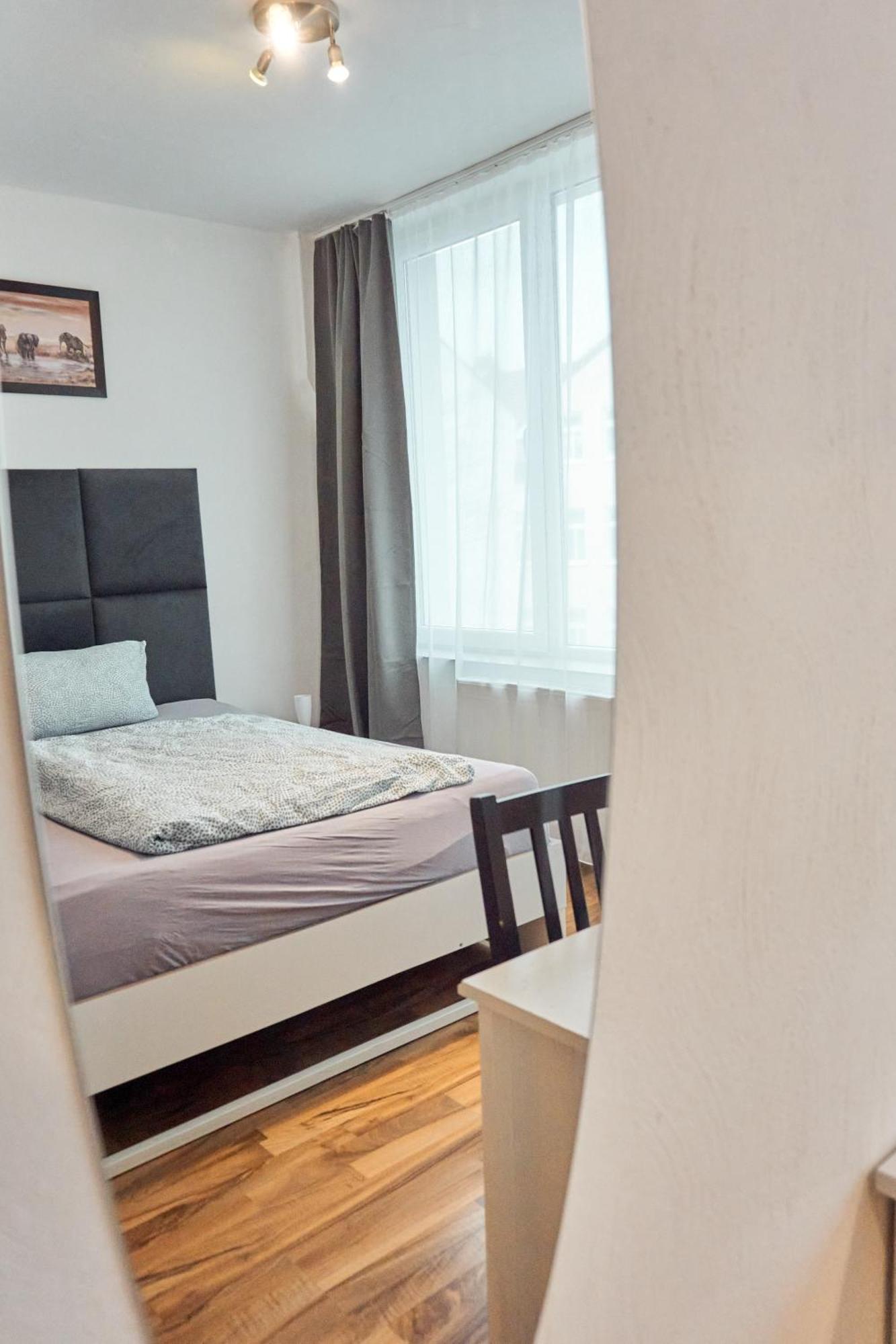 Pension Neuerbe Ерфурт Екстериор снимка