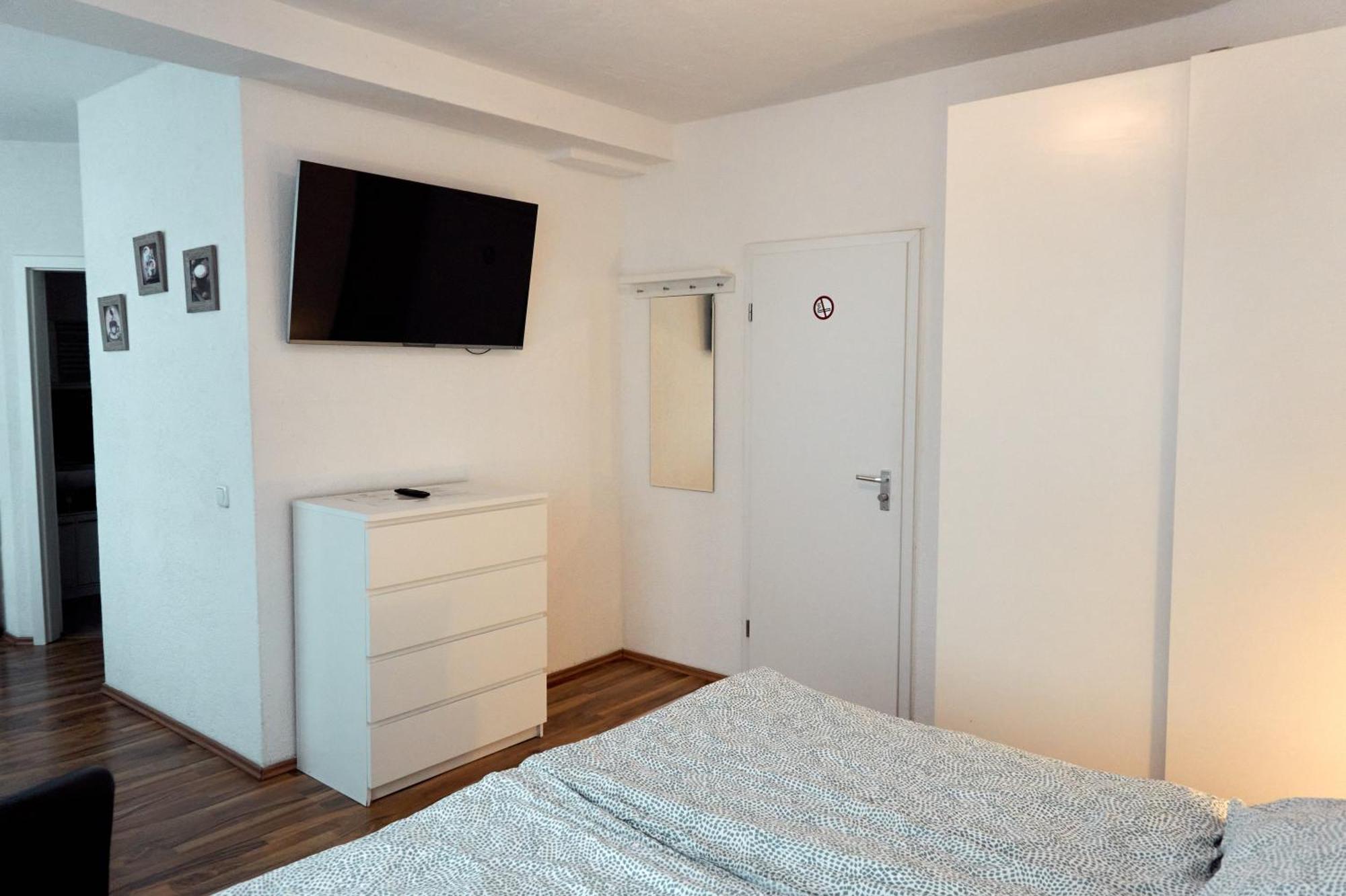 Pension Neuerbe Ерфурт Екстериор снимка