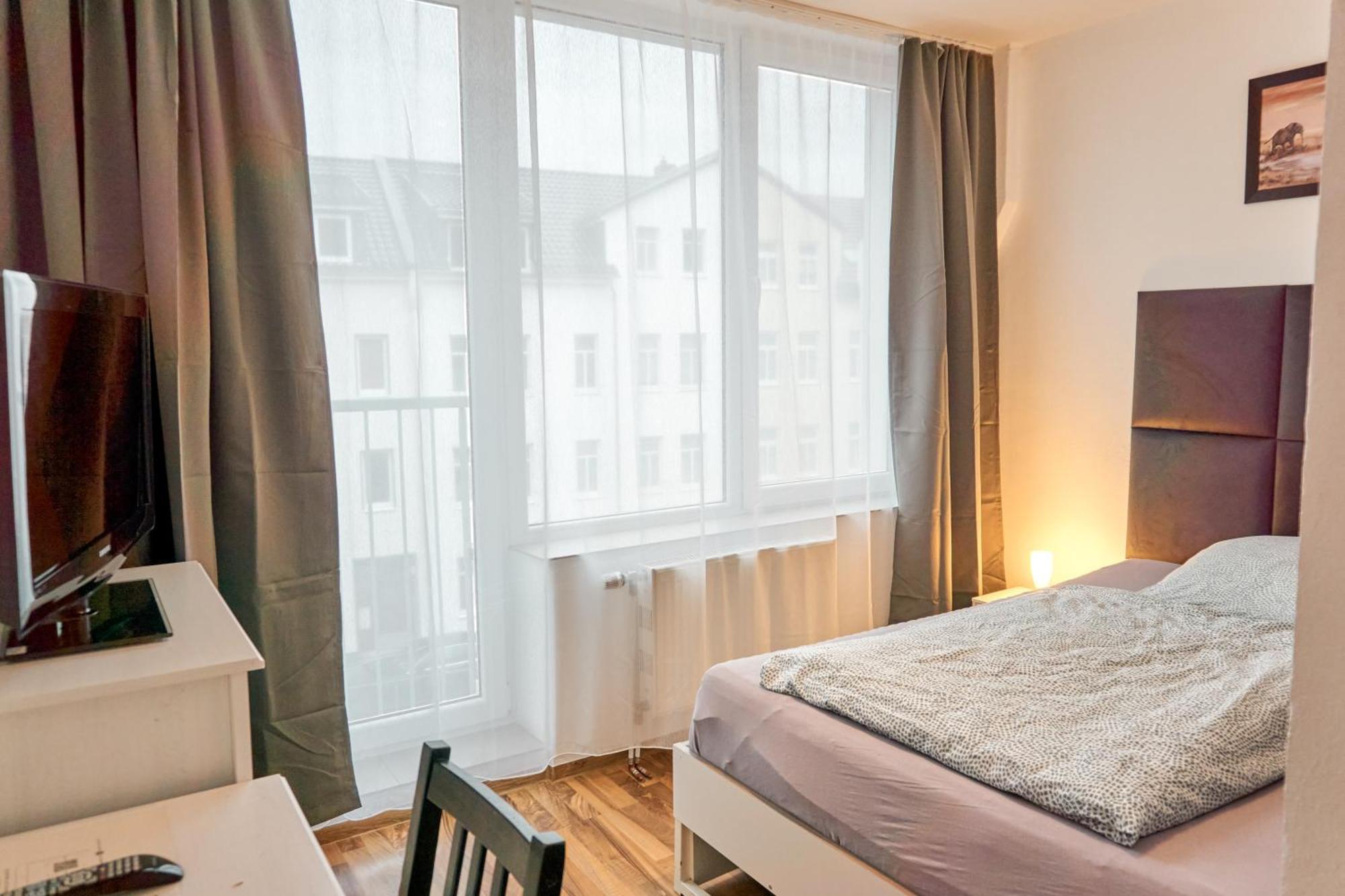 Pension Neuerbe Ерфурт Екстериор снимка