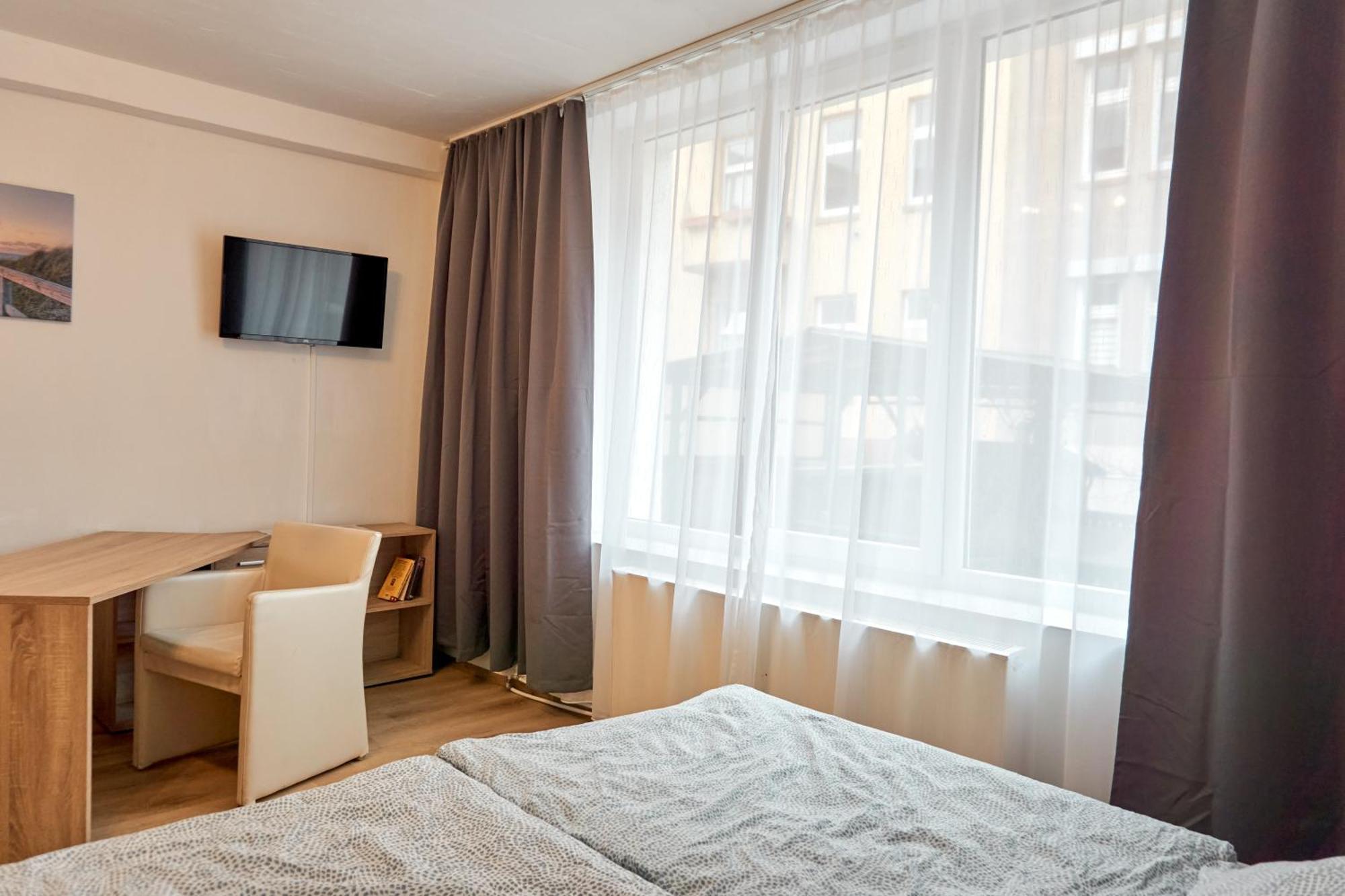 Pension Neuerbe Ерфурт Екстериор снимка